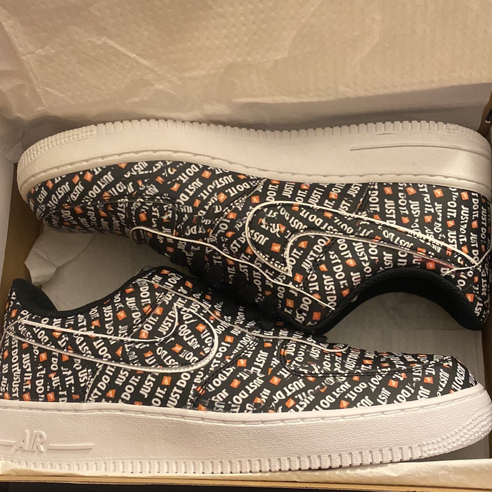 Nike Air Force 1 07 lv8 jdi